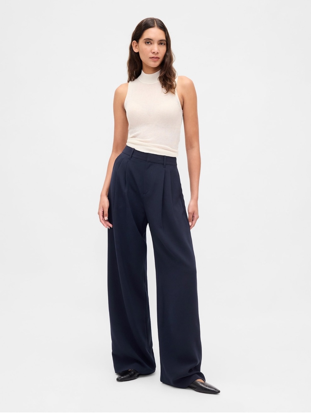 Gap 365 curvy high rise pleated pants navy blue wide leg trousers NWOT 4 petite